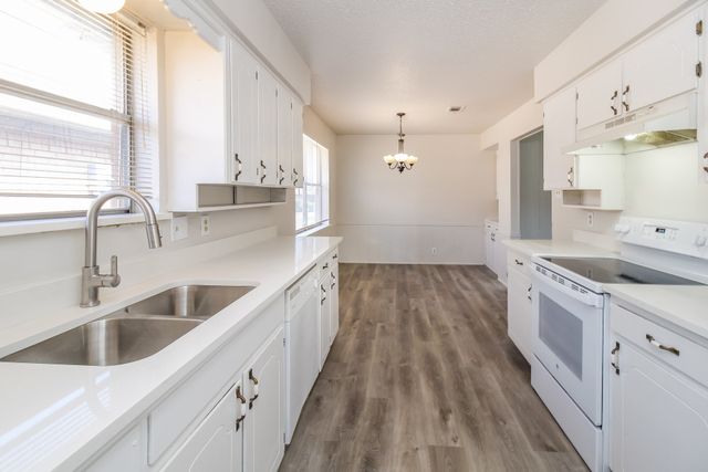 1822 El Paso Street, Lewisville, TX 75077