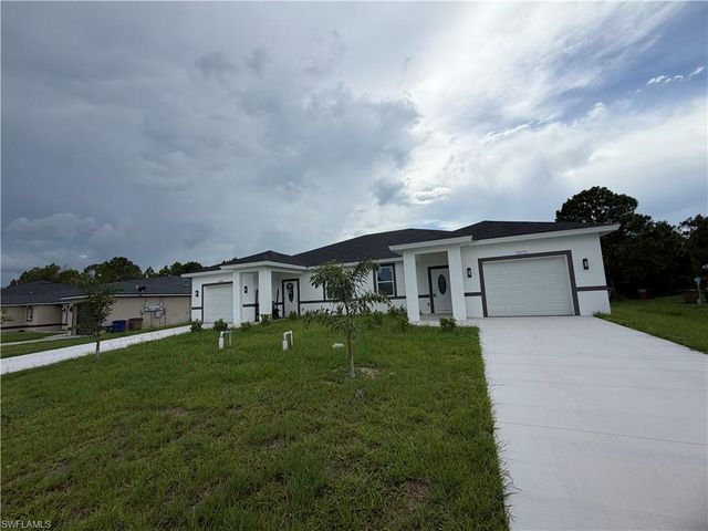 3969-3971 Sunset Rd RD, Lehigh Acres, FL 33971