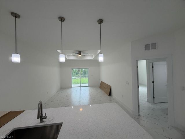 3969-3971 Sunset Rd RD, Lehigh Acres, FL 33971