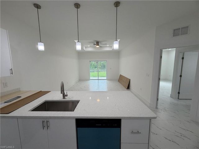 3969-3971 Sunset Rd RD, Lehigh Acres, FL 33971