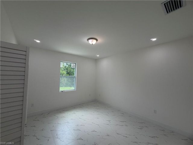 3969-3971 Sunset Rd RD, Lehigh Acres, FL 33971