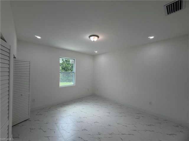 3969-3971 Sunset Rd RD, Lehigh Acres, FL 33971