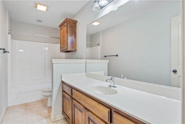 3802 SW Staverton Drive, Bentonville, AR 72713