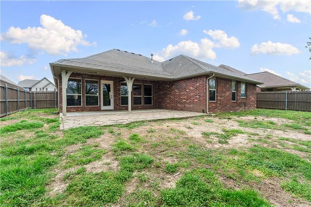 3802 SW Staverton Drive, Bentonville, AR 72713