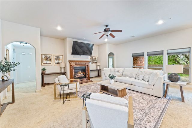 3802 SW Staverton Drive, Bentonville, AR 72713