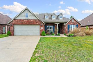 3802 SW Staverton Drive, Bentonville, AR 72713