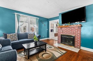 65 Rochelle St, Springfield, MA 01109