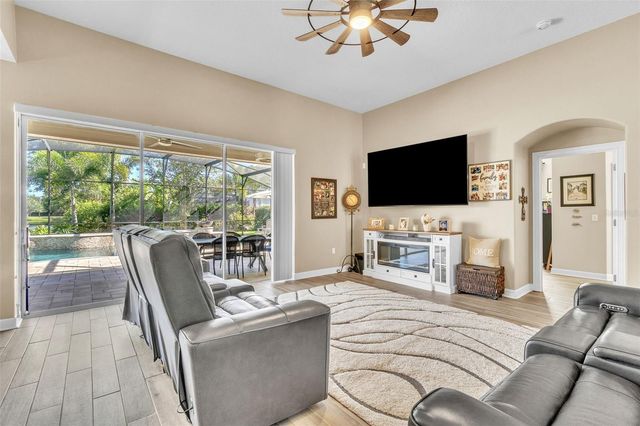 9957 OAK QUARRY DRIVE, Orlando, FL 32832