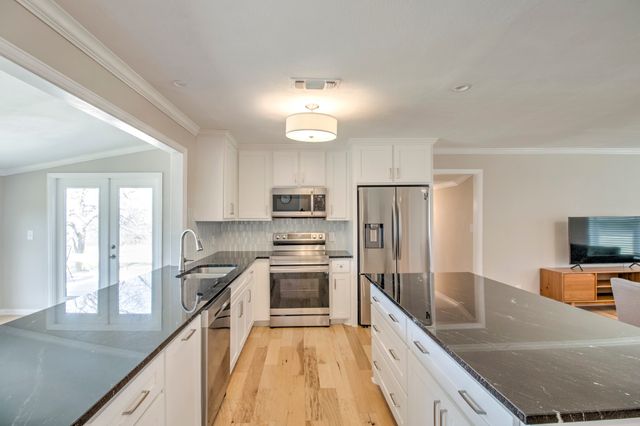 1511 Keyes Lane, Cross Roads, TX 76227