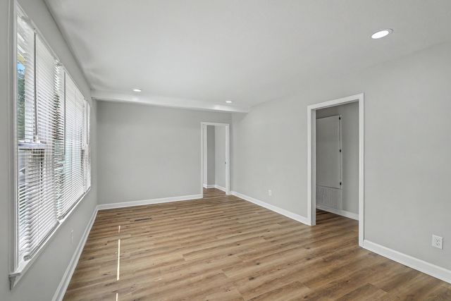 7620 Winchester Street, North Charleston, SC 29420