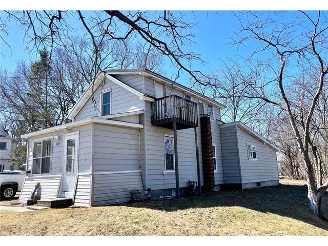 1109 3rd Street, Menomonie, WI 54751