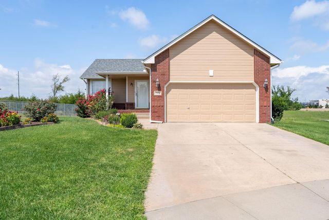 729 S Bedford Cir, Wichita, KS 67207