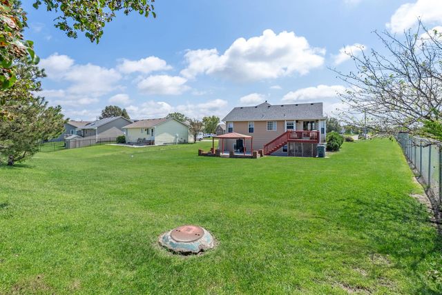 729 S Bedford Cir, Wichita, KS 67207