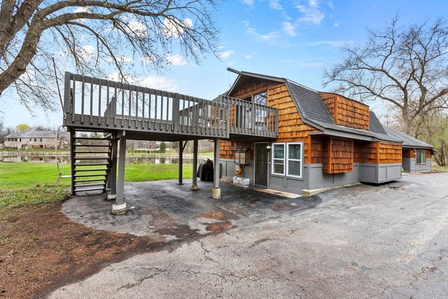 330 S Barrington Road, Barrington, IL 60010