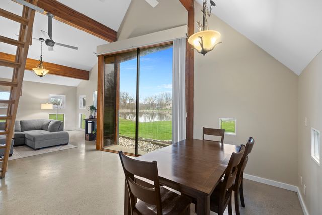 330 S Barrington Road, Barrington, IL 60010