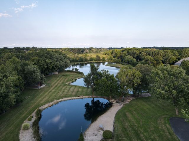 330 S Barrington Road, Barrington, IL 60010