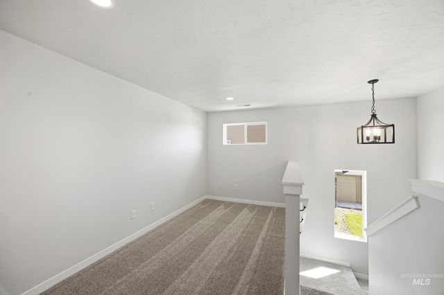 504 Waverly Ave, Middleton, ID 83644