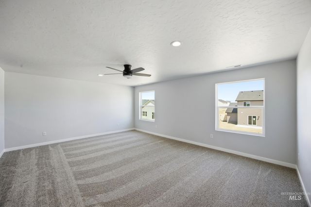 504 Waverly Ave, Middleton, ID 83644