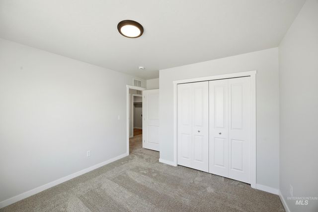 504 Waverly Ave, Middleton, ID 83644