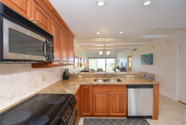 3101 S Ocean Boulevard 118, Highland Beach, FL 33487