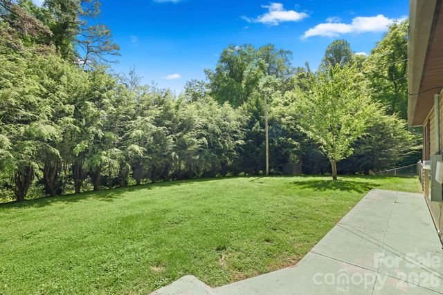 270 Slim Dillard Road, Sylva, NC 28779