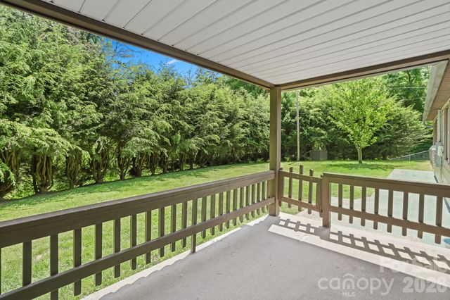 270 Slim Dillard Road, Sylva, NC 28779