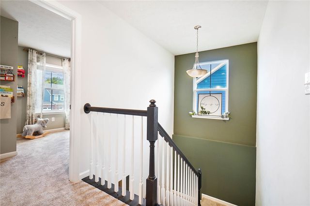 9586 Crooked Creek Drive, Centerville, OH 45458
