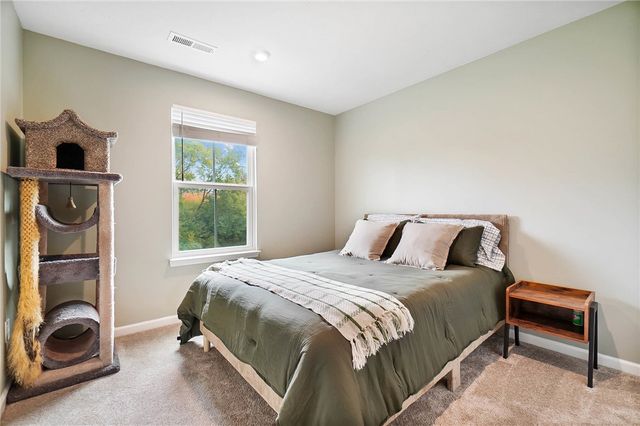 9586 Crooked Creek Drive, Centerville, OH 45458