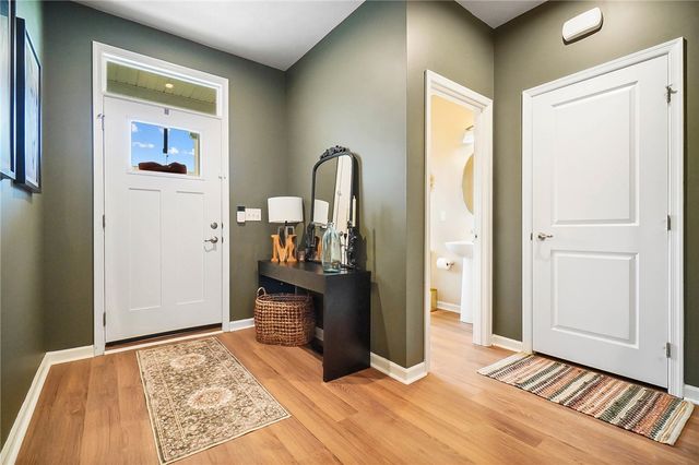 9586 Crooked Creek Drive, Centerville, OH 45458