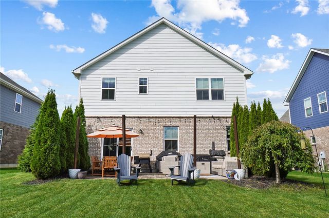 9586 Crooked Creek Drive, Centerville, OH 45458