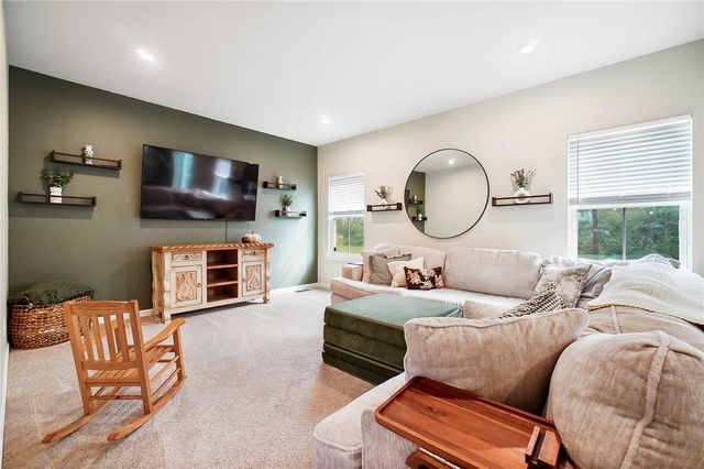 9586 Crooked Creek Drive, Centerville, OH 45458