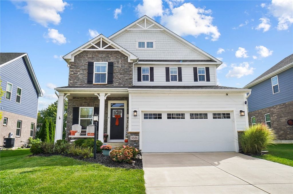9586 Crooked Creek Drive, Centerville, OH 45458