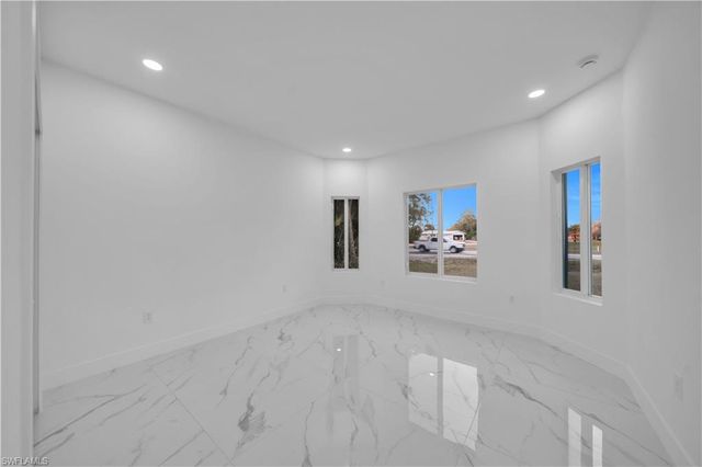 128 Bell BLVD S, Lehigh Acres, FL 33974