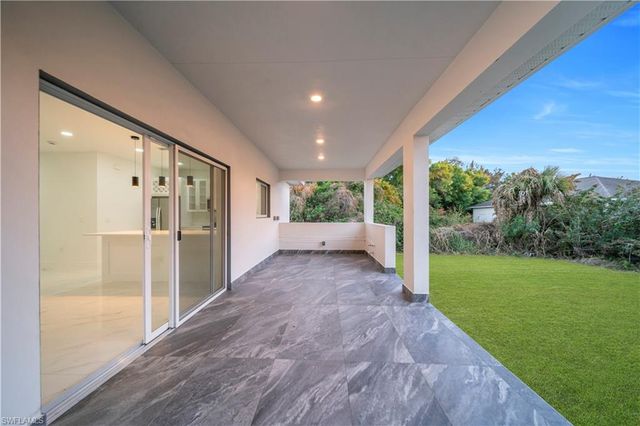 128 Bell BLVD S, Lehigh Acres, FL 33974