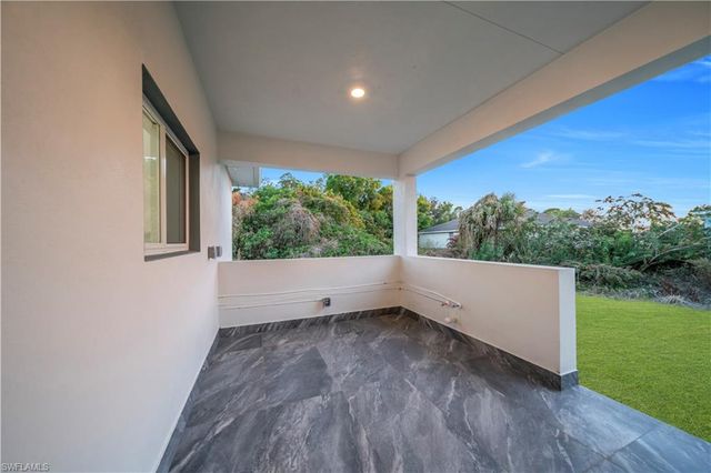 128 Bell BLVD S, Lehigh Acres, FL 33974