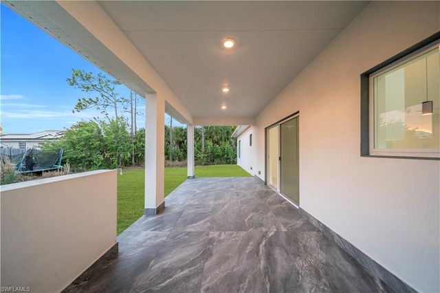 128 Bell BLVD S, Lehigh Acres, FL 33974