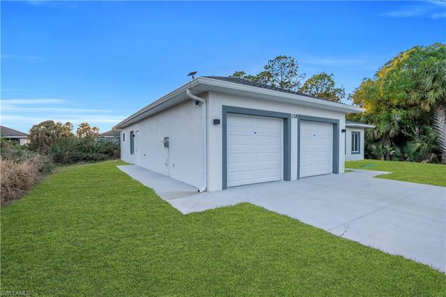 128 Bell BLVD S, Lehigh Acres, FL 33974