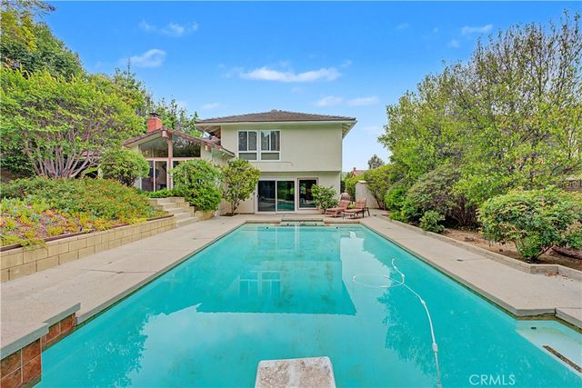 22671 Town Crier, Calabasas, CA 91302