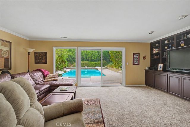 22671 Town Crier, Calabasas, CA 91302