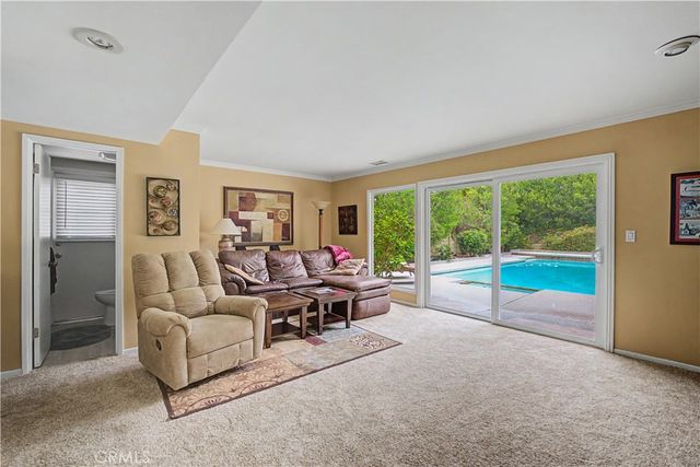 22671 Town Crier, Calabasas, CA 91302