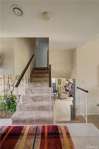 22671 Town Crier, Calabasas, CA 91302