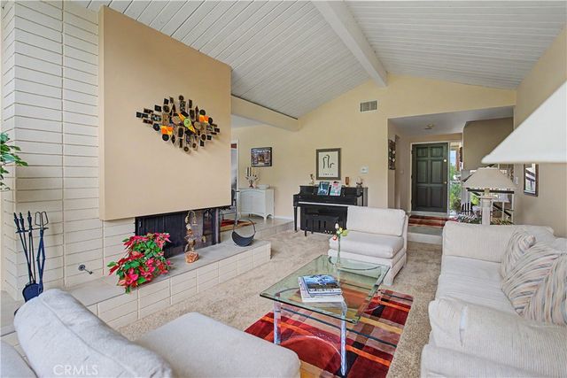 22671 Town Crier, Calabasas, CA 91302