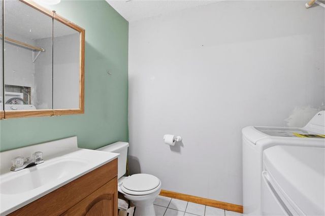 1611 STASI Avenue, Raymore, MO 64083