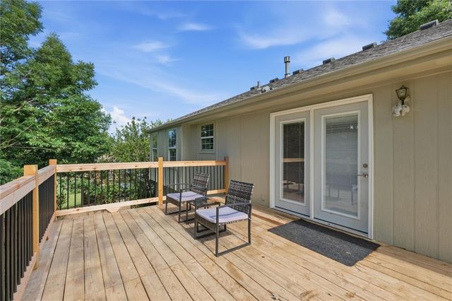 1611 STASI Avenue, Raymore, MO 64083