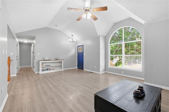 1611 STASI Avenue, Raymore, MO 64083