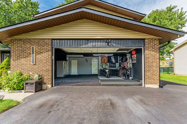 349 Knight Court, Bolingbrook, IL 60440