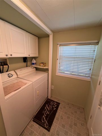 658 Sound Avenue E-10, Calverton, NY 11933