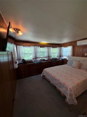 658 Sound Avenue E-10, Calverton, NY 11933