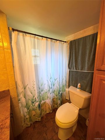 658 Sound Avenue E-10, Calverton, NY 11933