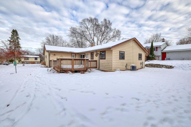 244 Willow COURT, Hartland, WI 53029